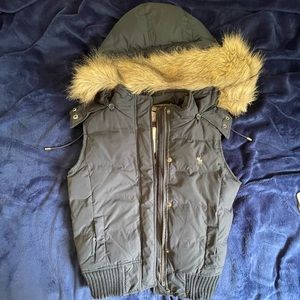 Abercrombie & Fitch Navy Puffer Vest Detachable Fur Hood Girls M Fits Like XXS